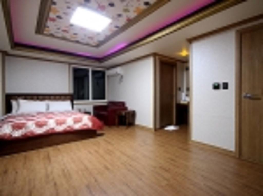Guangju Hotel Banana Gwangju Metropolitan City Exterior foto